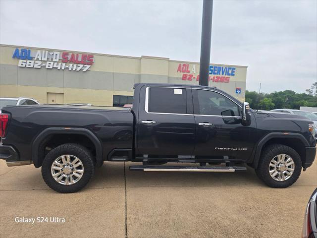 2020 GMC Sierra 2500HD 4WD Crew Cab Standard Bed Denali