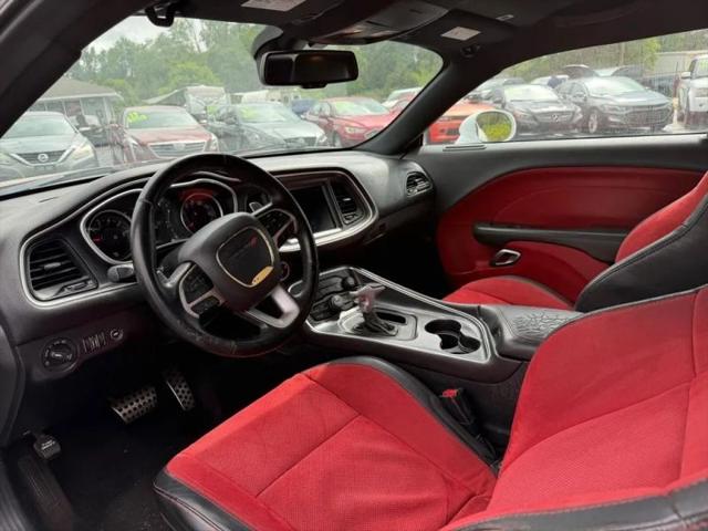 2018 Dodge Challenger SXT Plus