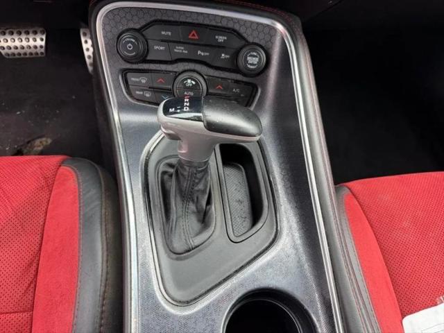 2018 Dodge Challenger SXT Plus