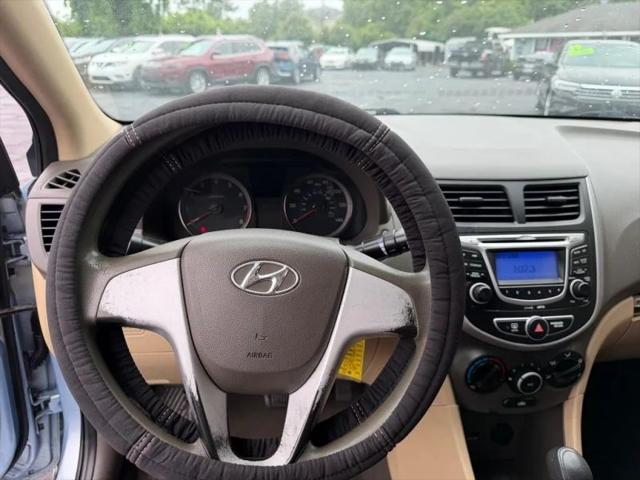 2012 Hyundai Accent GLS
