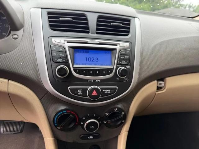 2012 Hyundai Accent GLS