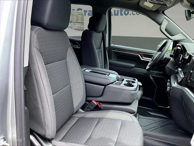 2026 Chevrolet Silverado 1500 4WD Crew Cab Standard Bed LT