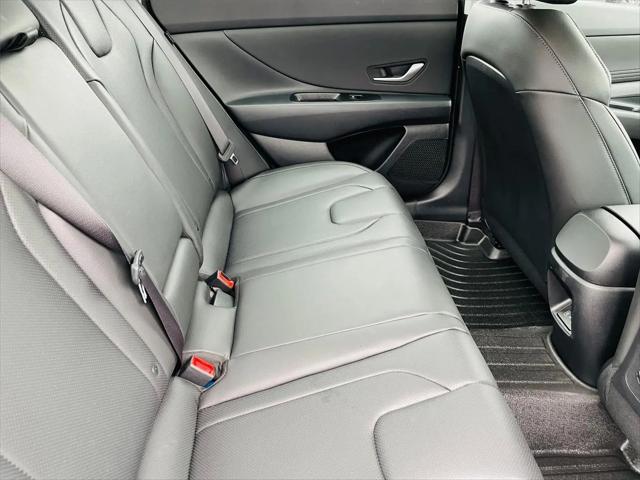 2025 Hyundai Elantra Limited