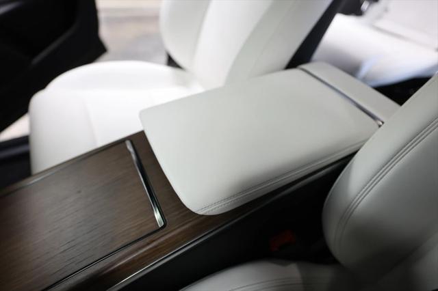 2022 Tesla Model X Dual Motor All-Wheel Drive