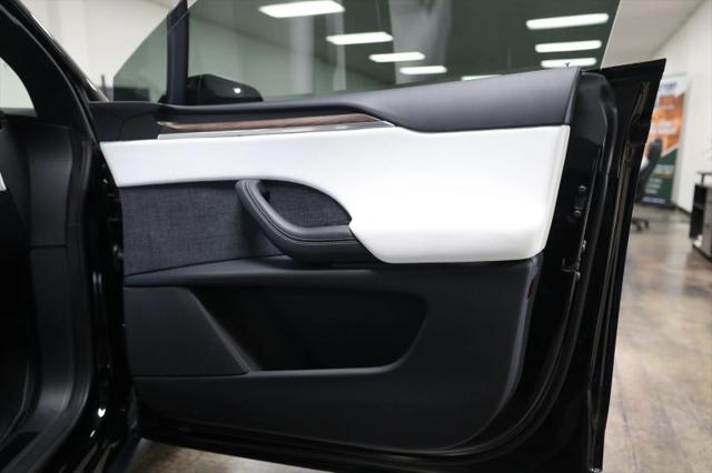 2022 Tesla Model X Dual Motor All-Wheel Drive