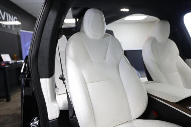 2022 Tesla Model X Dual Motor All-Wheel Drive