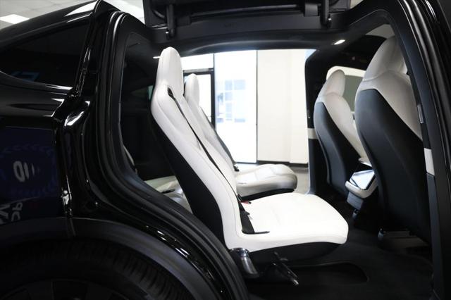 2022 Tesla Model X Dual Motor All-Wheel Drive