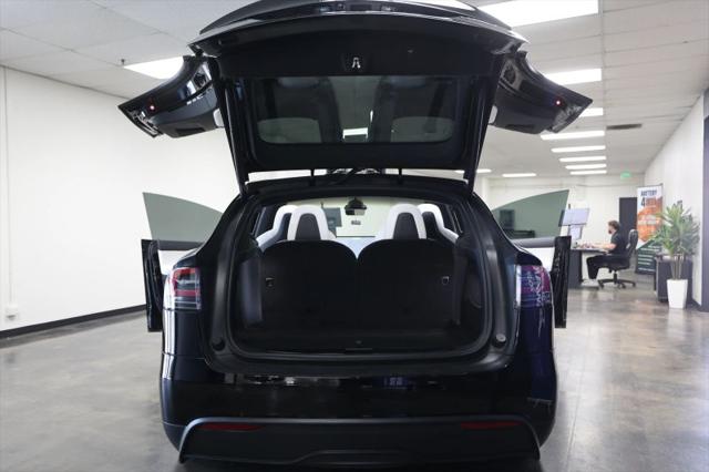 2022 Tesla Model X Dual Motor All-Wheel Drive