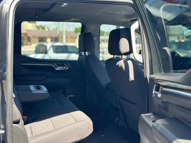 2024 GMC Sierra 1500 4WD Crew Cab Short Box Elevation with 3VL