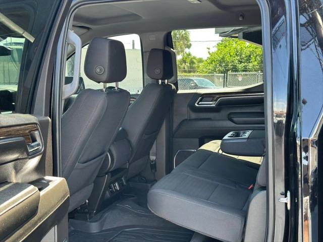2024 GMC Sierra 1500 4WD Crew Cab Short Box Elevation with 3VL