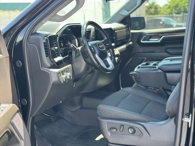 2024 GMC Sierra 1500 4WD Crew Cab Short Box Elevation with 3VL