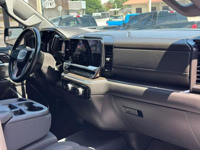 2024 GMC Sierra 1500 4WD Crew Cab Short Box Elevation with 3VL