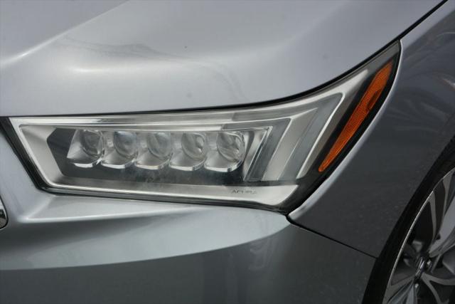 2017 Acura MDX w/Technology Package