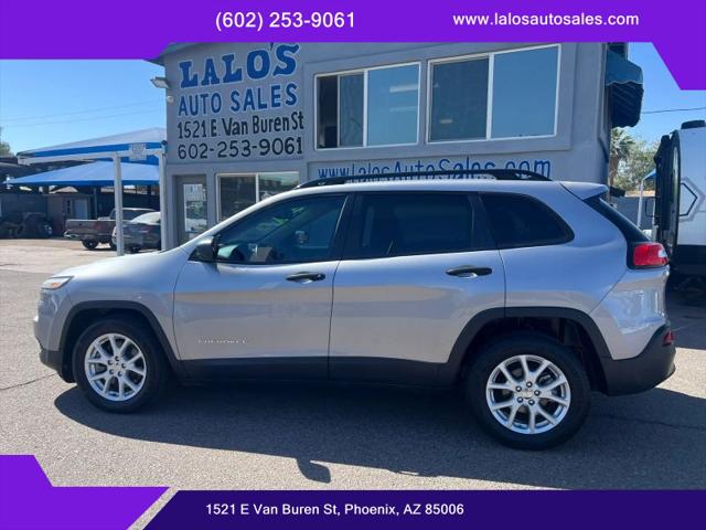 2016 Jeep Cherokee Sport