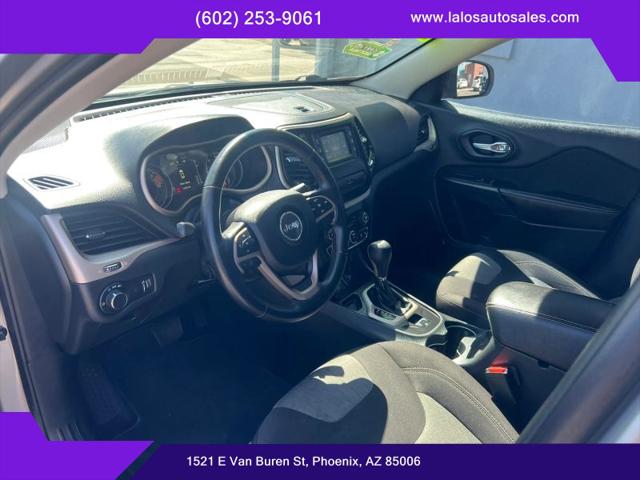 2016 Jeep Cherokee Sport