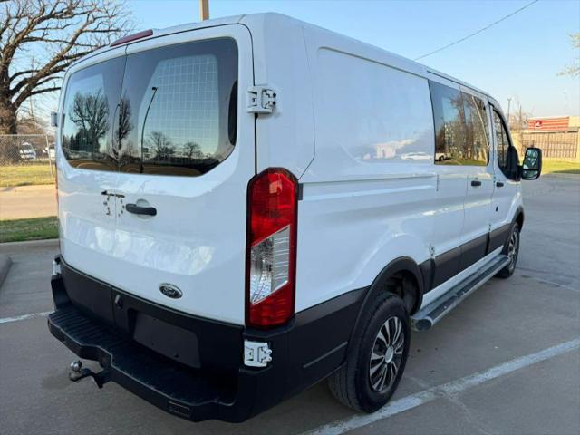 2016 Ford Transit w/60/40 Side Door w/RWB