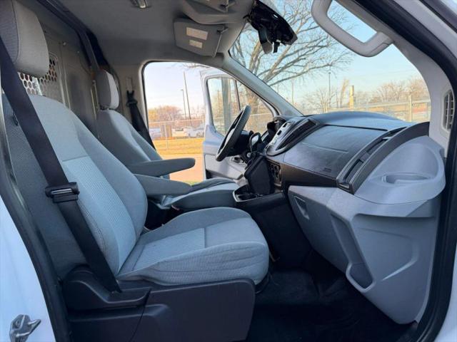 2016 Ford Transit w/60/40 Side Door w/RWB
