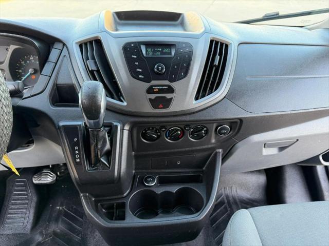 2016 Ford Transit w/60/40 Side Door w/RWB
