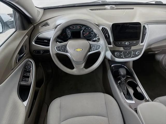 2022 Chevrolet Malibu FWD 1FL