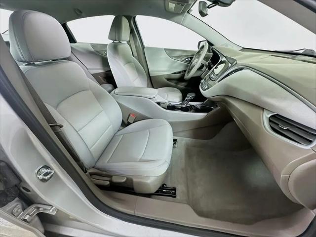 2022 Chevrolet Malibu FWD 1FL