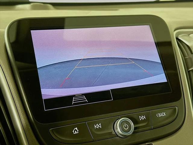 2022 Chevrolet Malibu FWD 1FL