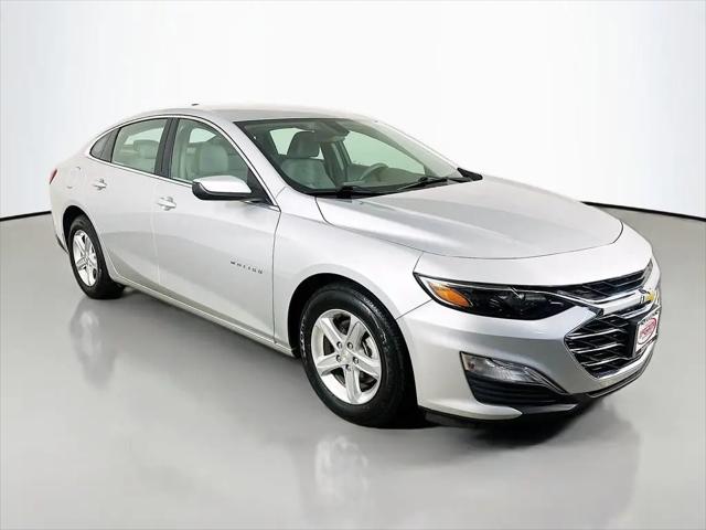 2022 Chevrolet Malibu FWD 1FL