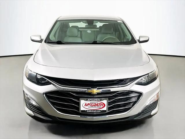 2022 Chevrolet Malibu FWD 1FL