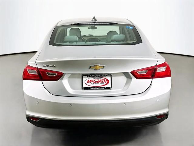 2022 Chevrolet Malibu FWD 1FL