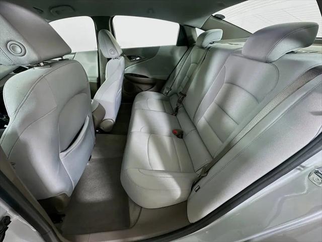 2022 Chevrolet Malibu FWD 1FL