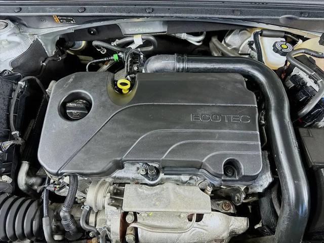 2022 Chevrolet Malibu FWD 1FL