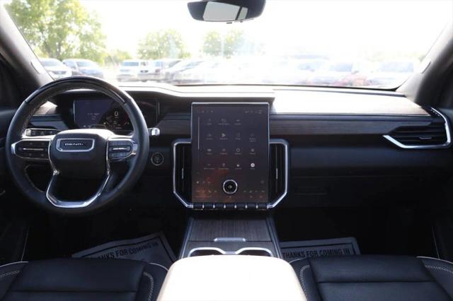 2025 GMC Acadia AWD Denali