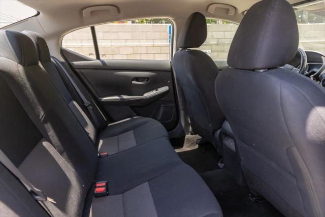 2023 Nissan Sentra SV Xtronic CVT