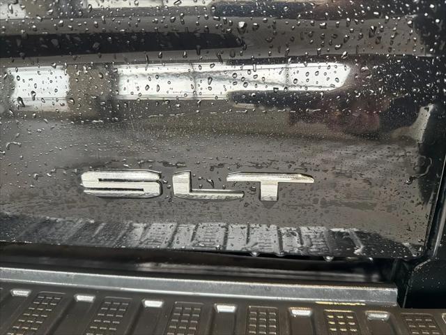 2021 GMC Sierra 1500 4WD Crew Cab Short Box SLT