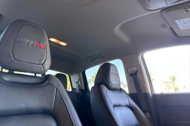2022 GMC Canyon 4WD Crew Cab Short Box AT4 - Leather
