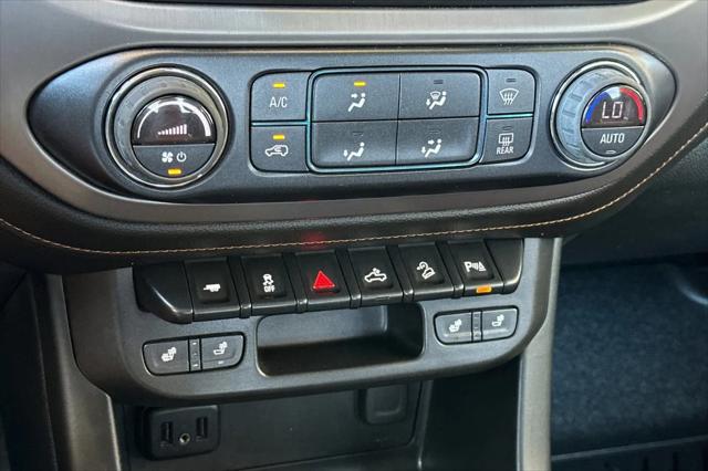 2022 GMC Canyon 4WD Crew Cab Short Box AT4 - Leather