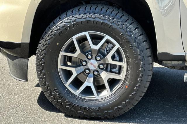 2022 GMC Canyon 4WD Crew Cab Short Box AT4 - Leather