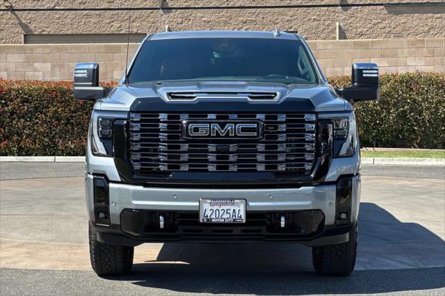 2025 GMC Sierra 2500HD 4WD Crew Cab Standard Bed Denali Ultimate