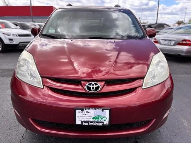 2010 Toyota Sienna XLE
