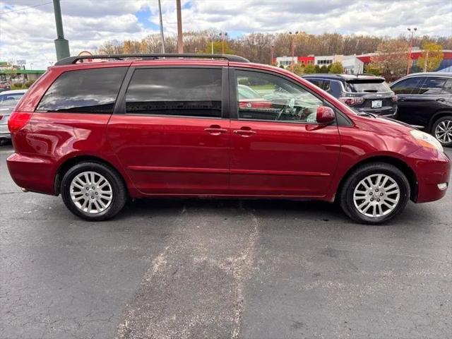 2010 Toyota Sienna XLE