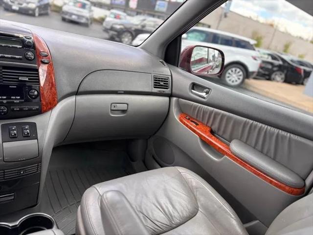 2010 Toyota Sienna XLE