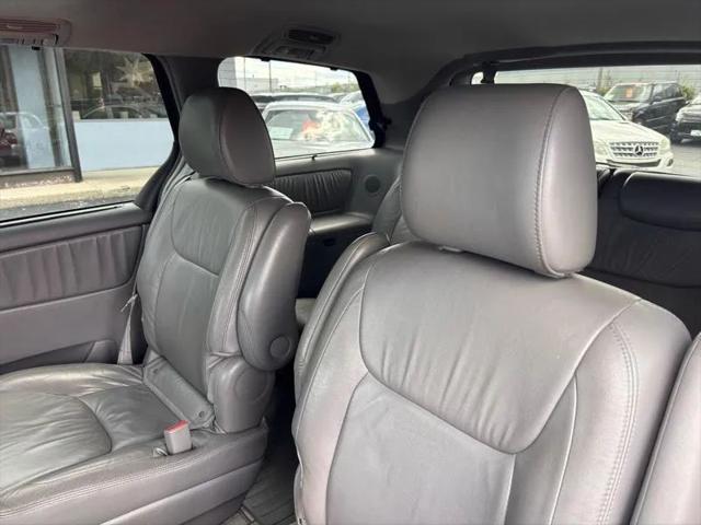 2010 Toyota Sienna XLE