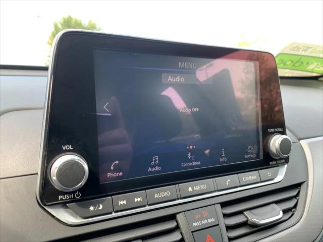2025 Nissan Altima SR FWD