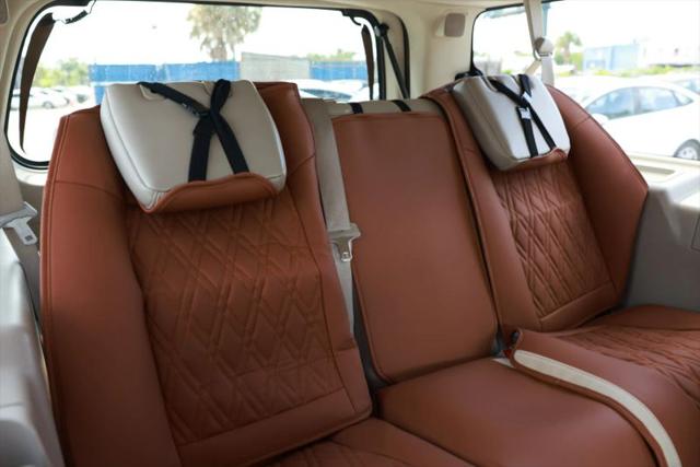 2015 Lincoln Navigator L Base