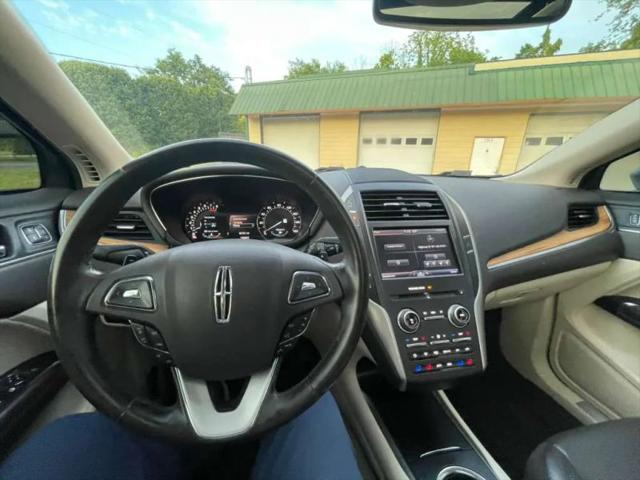 2015 Lincoln MKC Base
