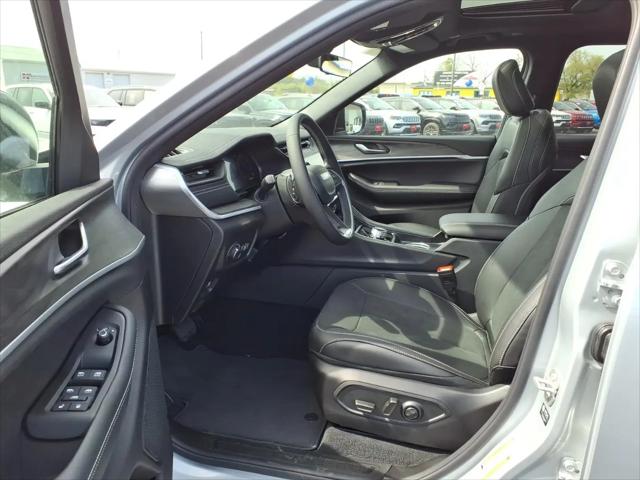 2026 Jeep Grand Cherokee L Altitude 4x4
