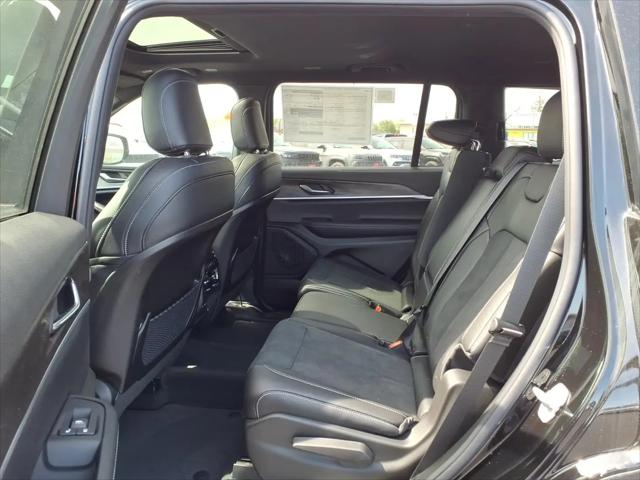 2026 Jeep Grand Cherokee L Altitude 4x4