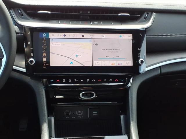 2026 Jeep Grand Cherokee L Altitude 4x4