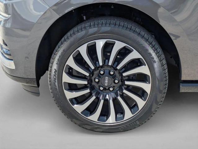 2024 Lincoln Navigator Black Label L
