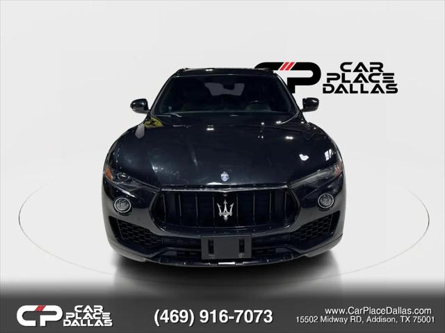 2017 Maserati Levante Standard
