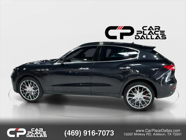 2017 Maserati Levante Standard